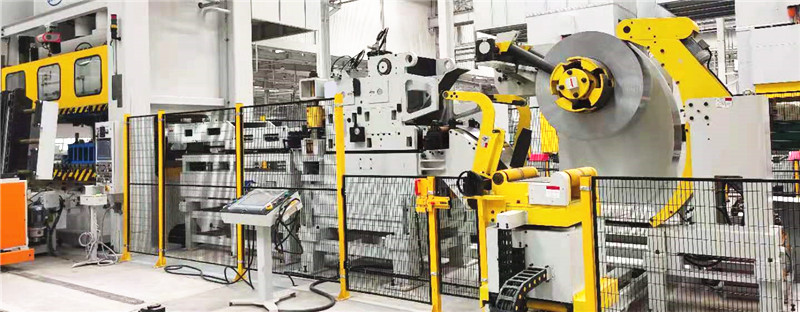 Línea de corte de prensa de bobina